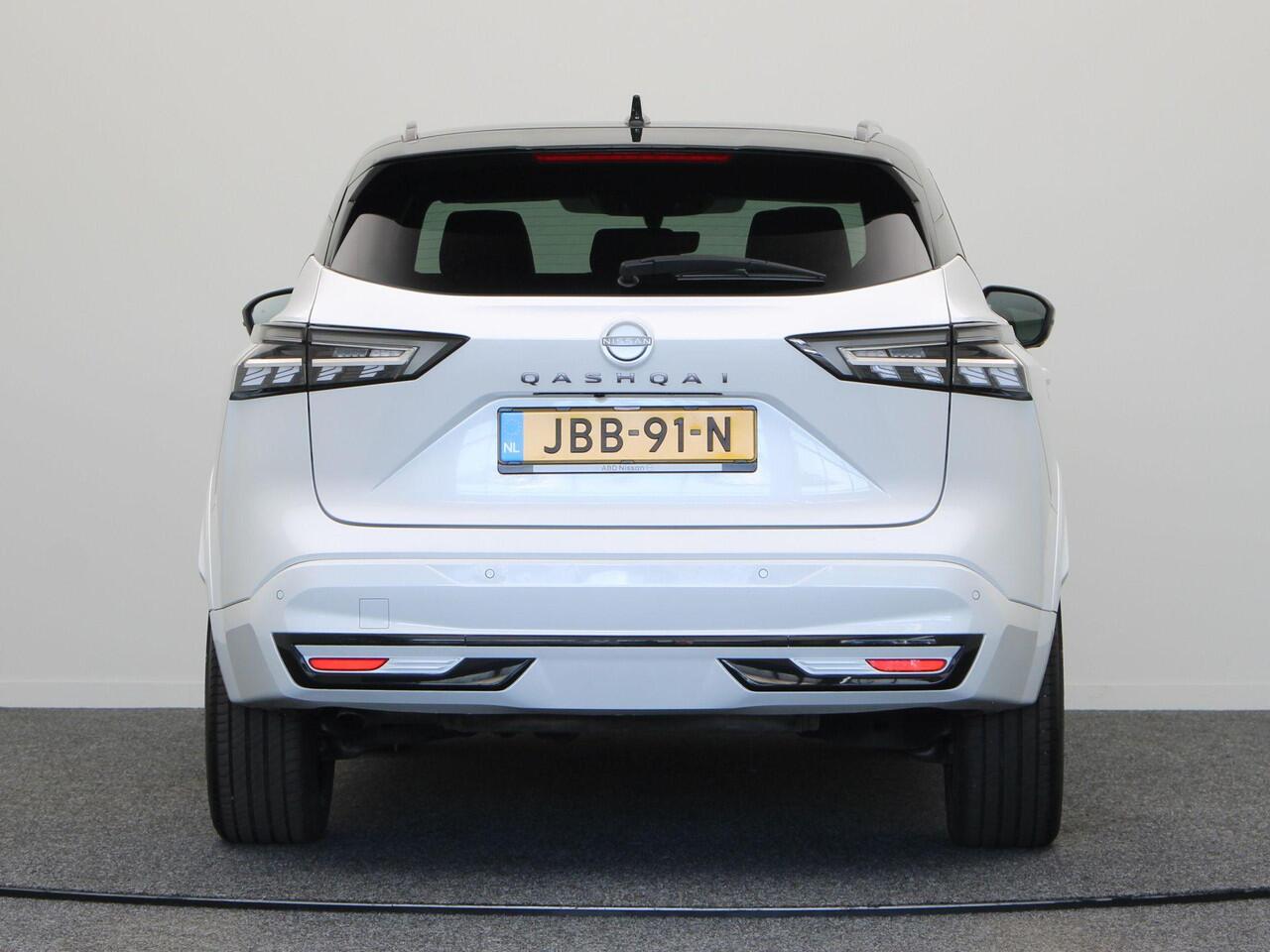 Nissan QASHQAI 158pk MHEV Xtronic N-Design | Lederen bekleding | Climate control | Rondomzicht camera | Google intergratie | Pilot assist | Stoelverwarming |
