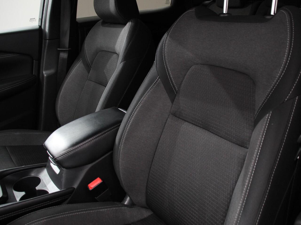 Nissan QASHQAI 1.3 MHEV Xtronic N-Connecta | Navigatie | Climate Control | Camera 360 | Led | Verwarmde voorstoelen | Stuurwiel verwarmd | Adaptive Cruise Control | Lichtmetalen Velgen