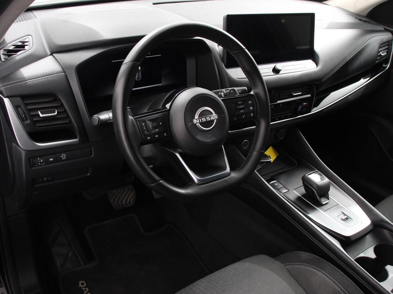 Nissan QASHQAI 1.3 MHEV Xtronic N-Connecta | Navigatie | Climate Control | Camera 360 | Led | Verwarmde voorstoelen | Stuurwiel verwarmd | Adaptive Cruise Control | Lichtmetalen Velgen