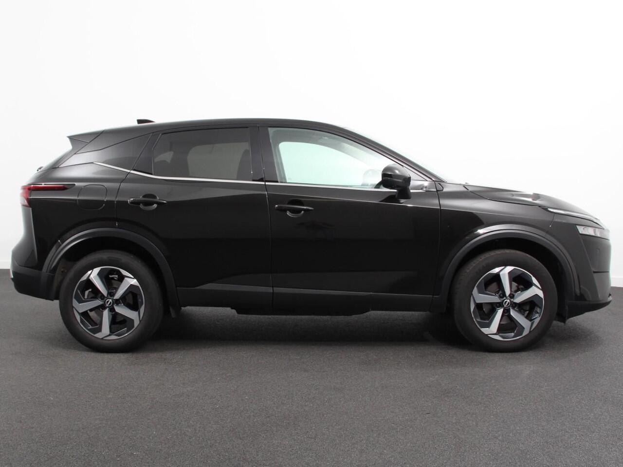 Nissan QASHQAI 1.3 MHEV Xtronic N-Connecta | Navigatie | Climate Control | Camera 360 | Led | Verwarmde voorstoelen | Stuurwiel verwarmd | Adaptive Cruise Control | Lichtmetalen Velgen