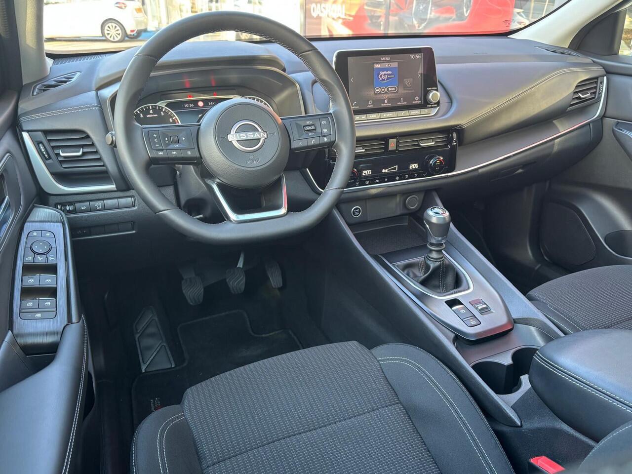 Nissan QASHQAI MHEV 140 Acenta | PANORAMADAK | APPLE CARPLAY/ANDROID AUTO | CAMERA | 17 INCH |
