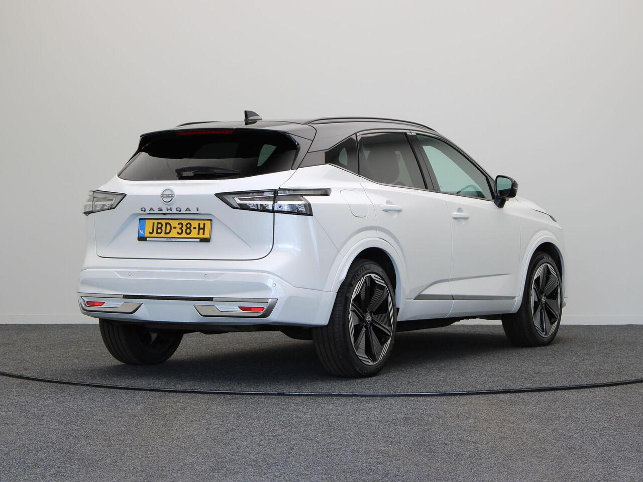 Nissan QASHQAI 158pk MHEV Xtronic N-Design | Pilot Assist | Rondomzicht Camera | Lederen bekelding | Google intergatie | Sfeerverlichting | Panorma dak | Stoelverwarming |