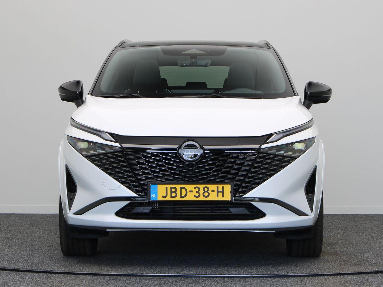 Nissan QASHQAI 158pk MHEV Xtronic N-Design | Pilot Assist | Rondomzicht Camera | Lederen bekelding | Google intergatie | Sfeerverlichting | Panorma dak | Stoelverwarming |