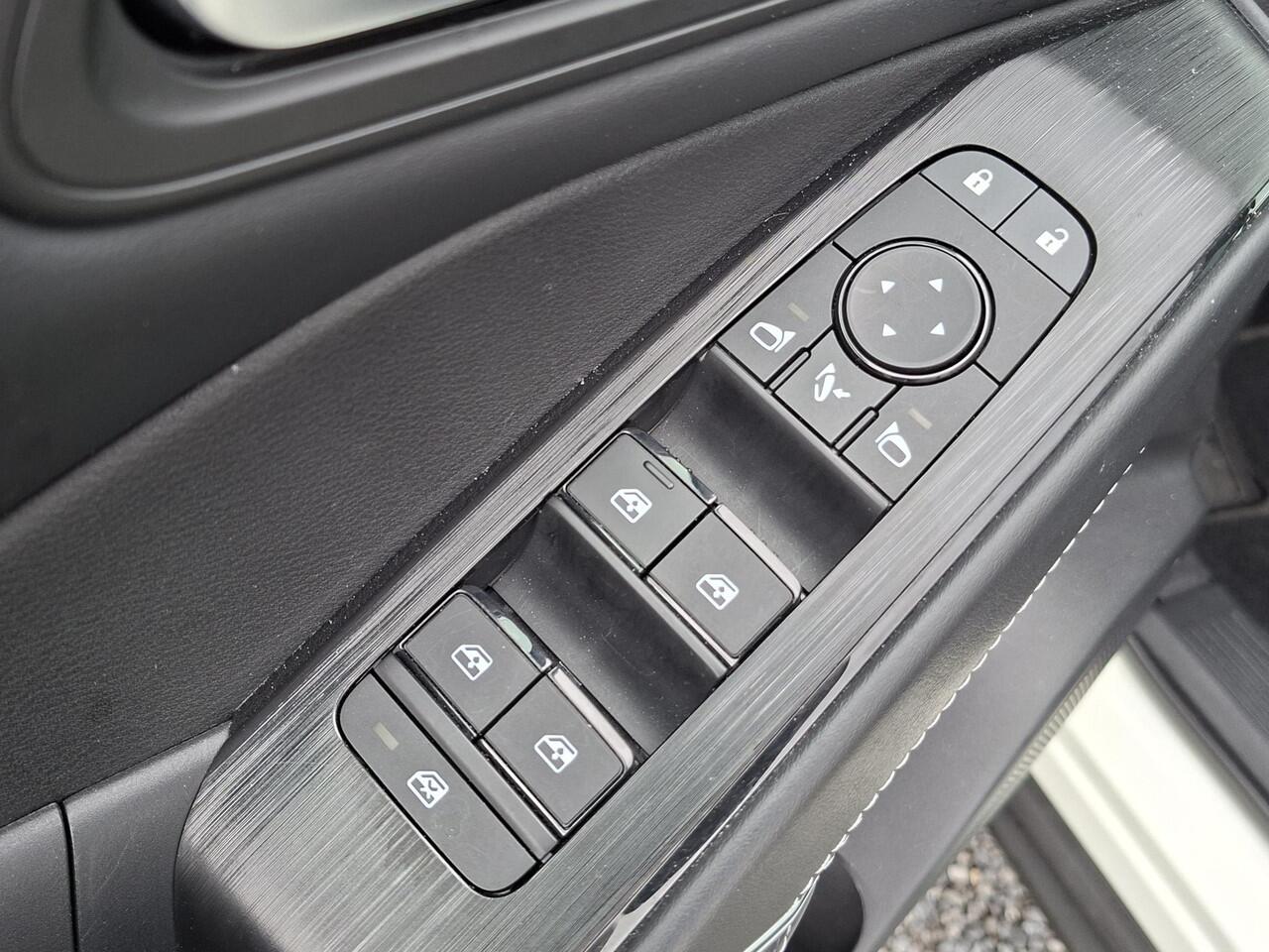 Nissan QASHQAI 1.3 MHEV Xtronic N-Connecta NAVI | PANO DAK | NL-auto | rijklaarprijs !!