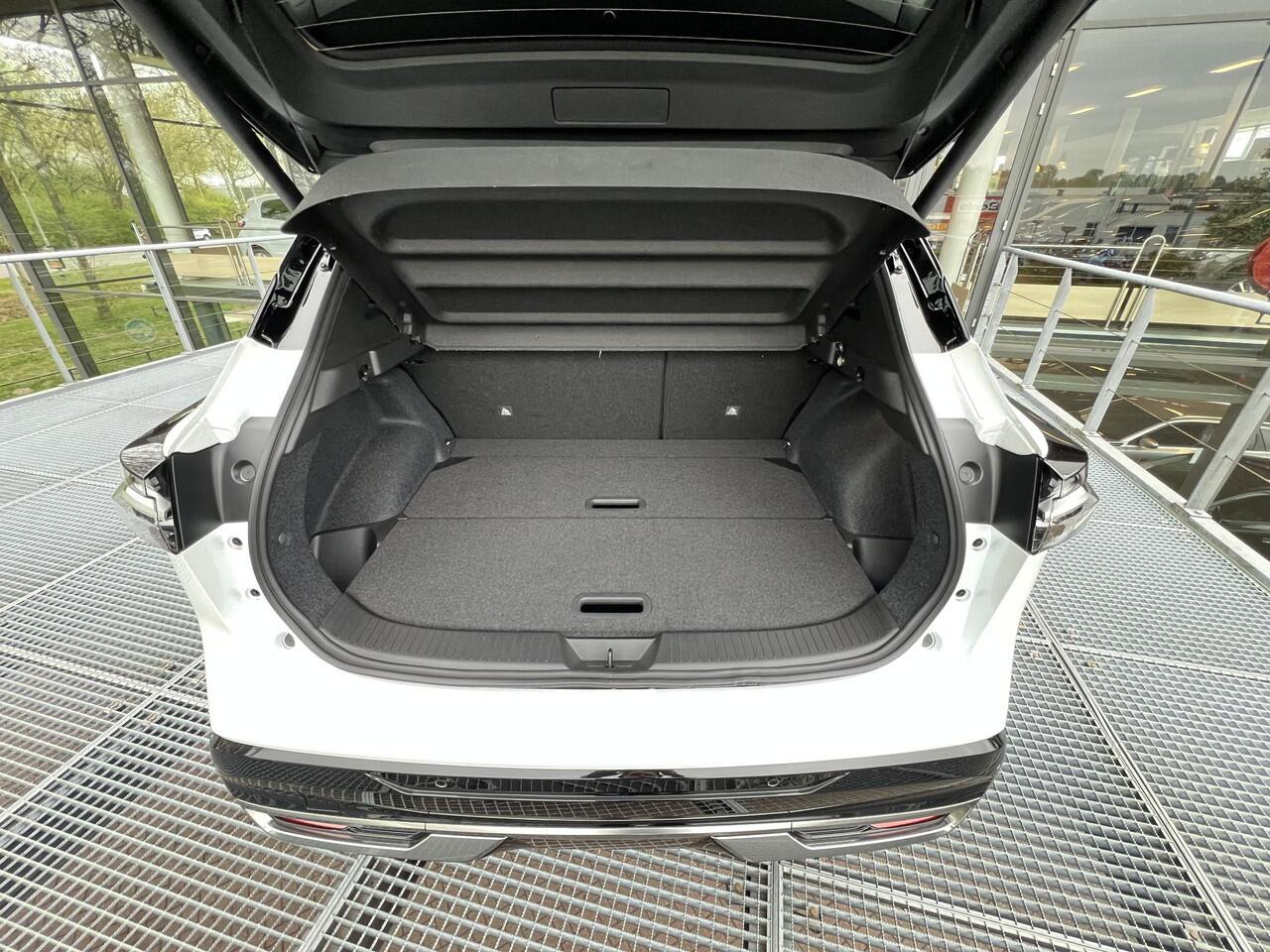 Nissan QASHQAI 1.3 MHEV Xtronic Tekna Plus | DIRECT UIT VOORRAAD LEVERBAAR!