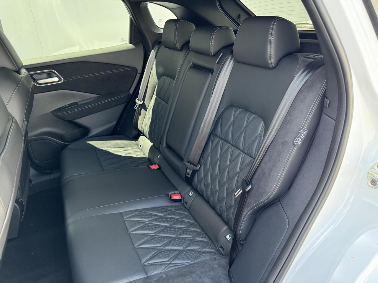 Nissan QASHQAI 1.5 e-Power Tekna Plus / Panoramadak / Cruise Control Adaptief / Rondomzicht Camera / Lederen bekleding