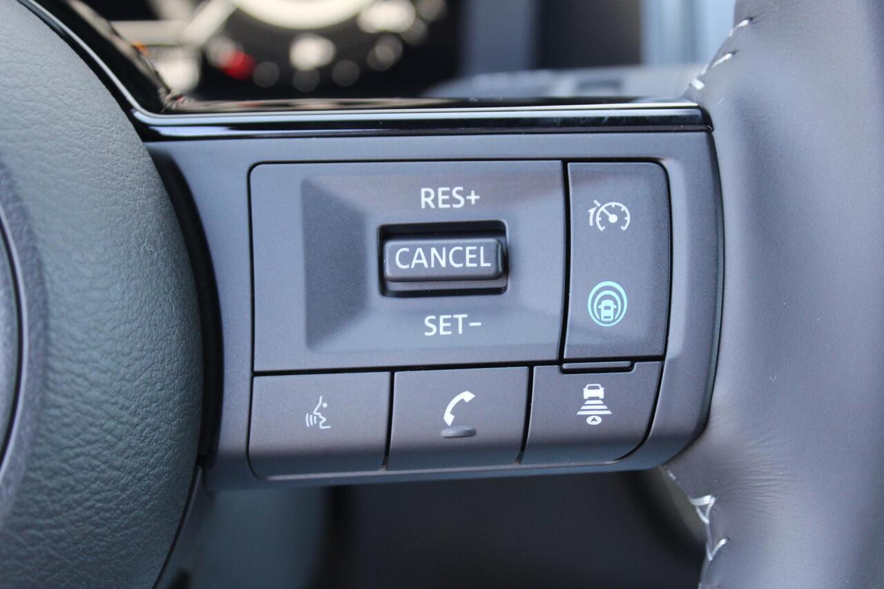 Nissan QASHQAI 1.5 e-Power N-Design Automaat / Lederen bekleding / Verwarmbare voorruit / Stoelverwarming / 360 graden camera / Panoramadak