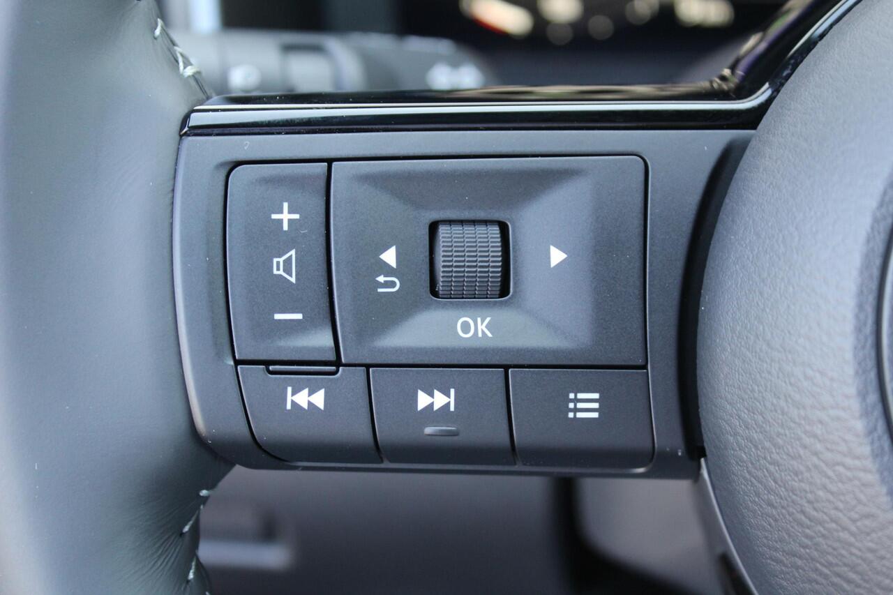 Nissan QASHQAI 1.5 e-Power N-Design Automaat / Lederen bekleding / Verwarmbare voorruit / Stoelverwarming / 360 graden camera / Panoramadak