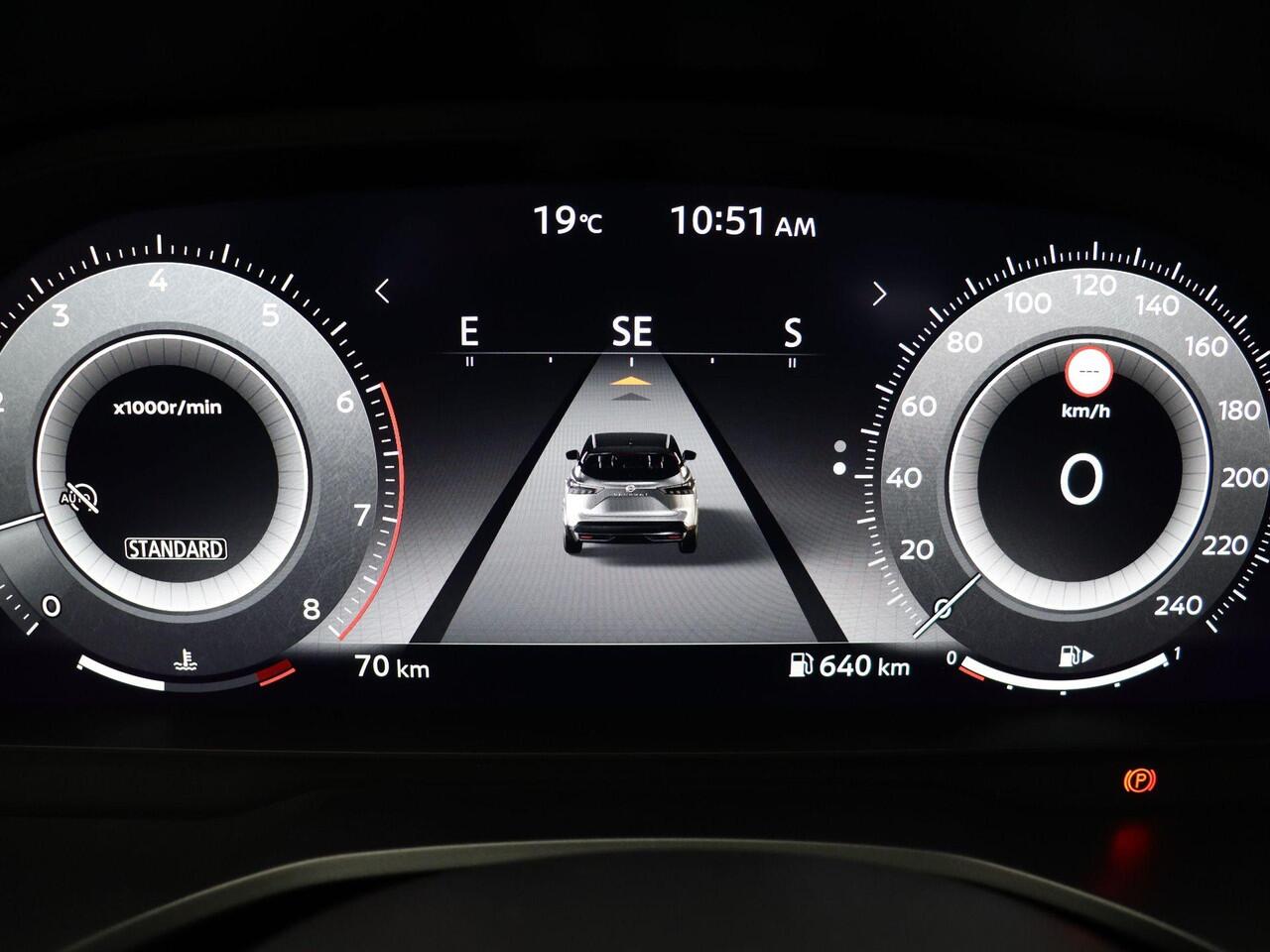 Nissan QASHQAI 140pk MHEV N-Connecta | Rijklaarprijs | 18" Lichtmetalen Velgen | Stoel, Stuur en Voorruitverwarming | Adaptieve Cruise Control | Keyless Entry | Panorama Dak |