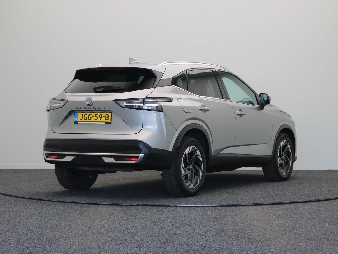 Nissan QASHQAI 158pk MHEV Xtronic N-Connecta | Stoel, stuur en voorruitverwarming | Elektrische Achterklep | Head-up display | google integratie | Panoramadak |