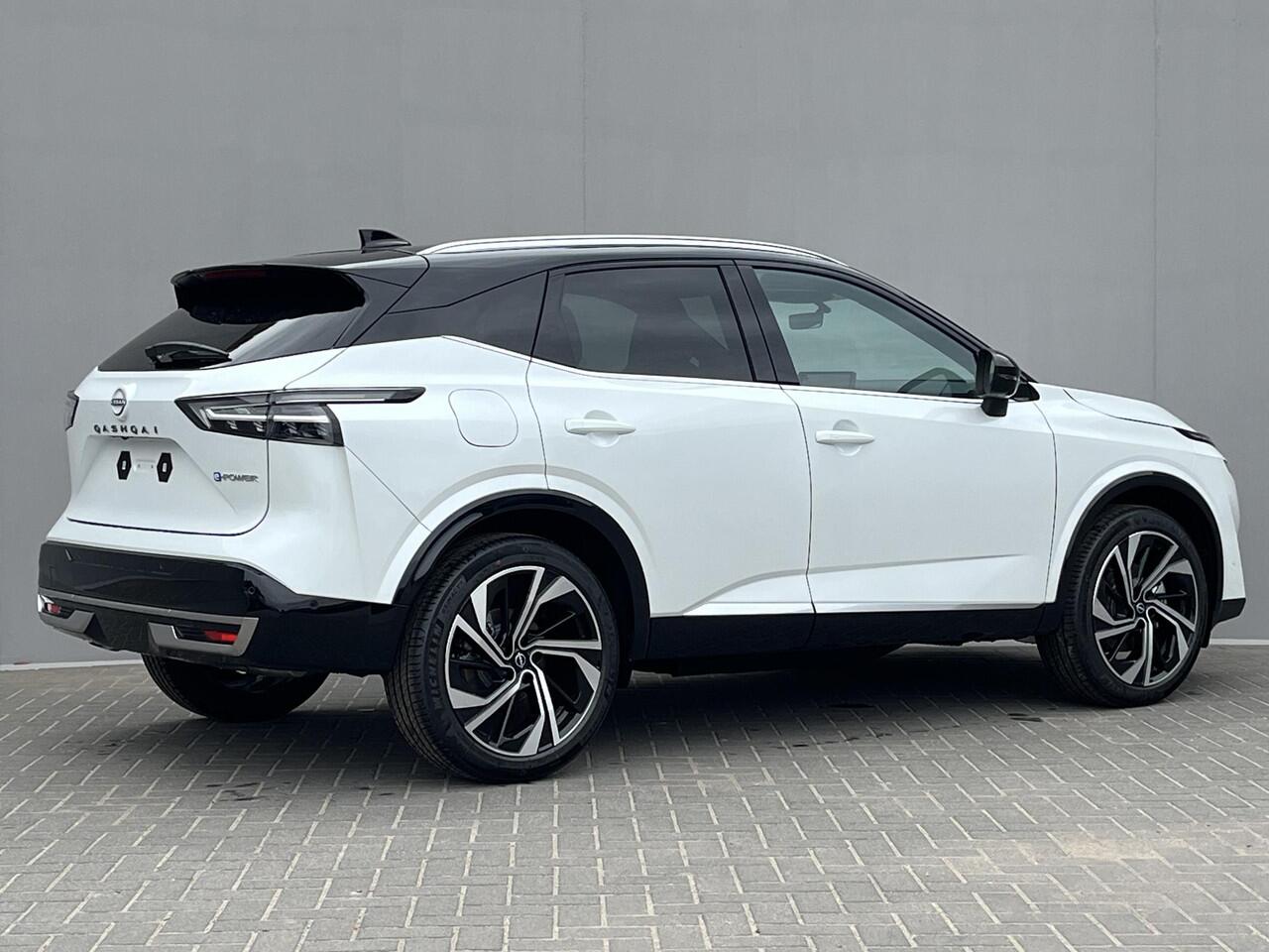 Nissan QASHQAI 1.5 ePower Tekna Plus / ¤1.500 Nissan Voorraad Voordeel / NIEUW uit voorraad leverbaar! / Panoramadak / HUD / 360° Camera / Google Maps Navigatie / Stuur- en Stoelverwarming / Voorruitverwarming / Keyless Entry & Start / Massagefunctie / Elektrisch Verste