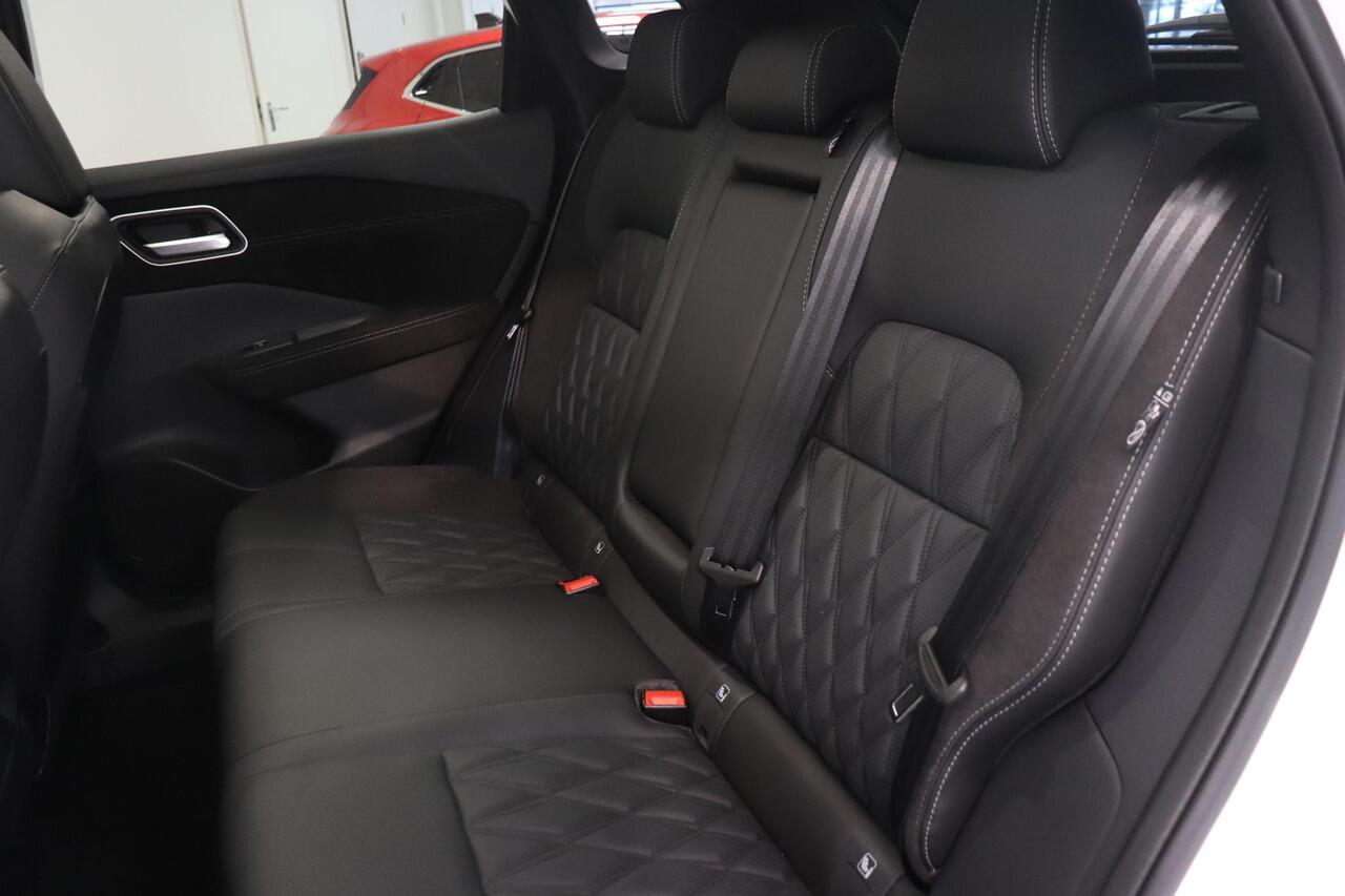 Nissan QASHQAI 1.3 MHEV Xtronic Tekna Plus | 360° Camera | Matrix LED | Panoramadak | Lederen bekleding | AppleCarplay AndroidAuto | Elektr. Stoelen |