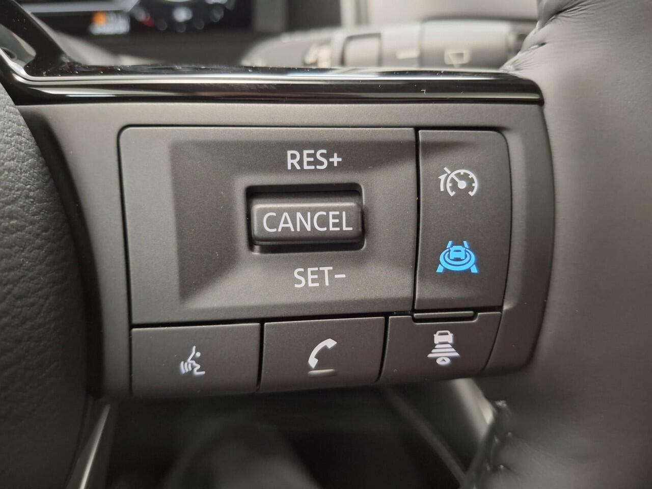 Nissan QASHQAI 1.5 e-Power N-Connecta / ¤1500,- Introductiekorting / Nieuwste Generatie E-Power! / Nieuw uit Voorraad Leverbaar / Panoramadak / Stoel- en Stuurverwarming / Verwarmde Voorruit / Google Maps Navigatie /