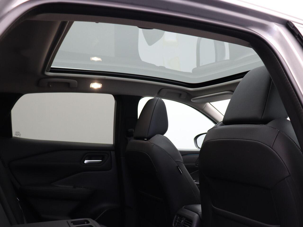 Nissan QASHQAI 158pk MHEV Xtronic N-Connecta | Headup display | 18" Velgen | Stoel, Stuur en Voorruitverwarming | Adaptieve Cruise Control | Elektrische Achterklep |