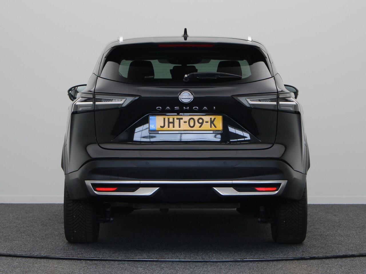 Nissan QASHQAI 158pk MHEV Xtronic N-Connecta | Stoel & stuurverwarming | Panorama dak | 360 rondomzicht camera | Heads up display |