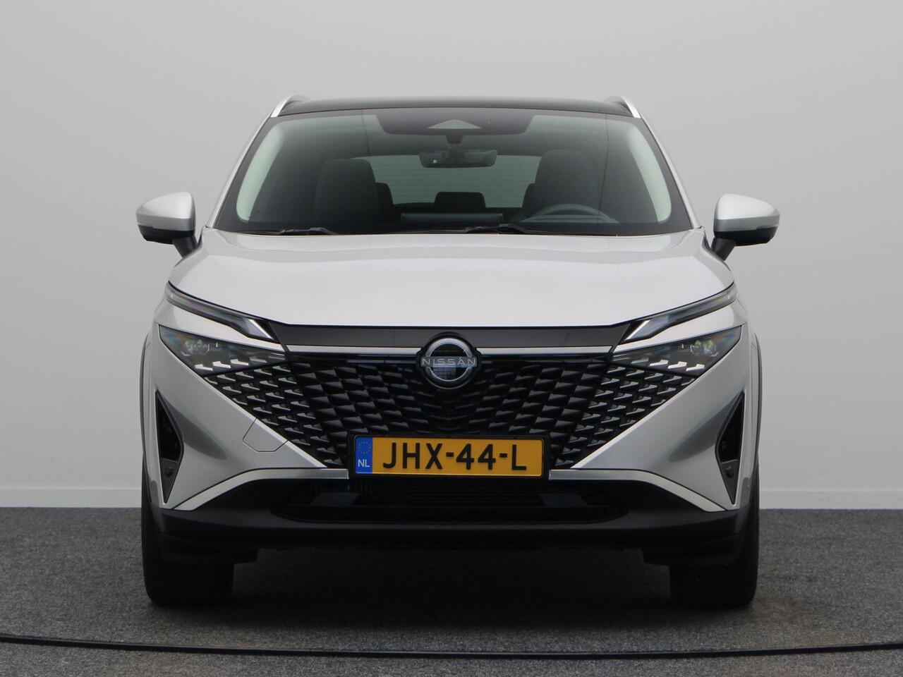 Nissan QASHQAI 158pk MHEV Xtronic N-Connecta | Headup-display | Stoel, stuur en voorruit verwarming | Rondomzicht camera | Elektrische achterklep | Panoramadak |