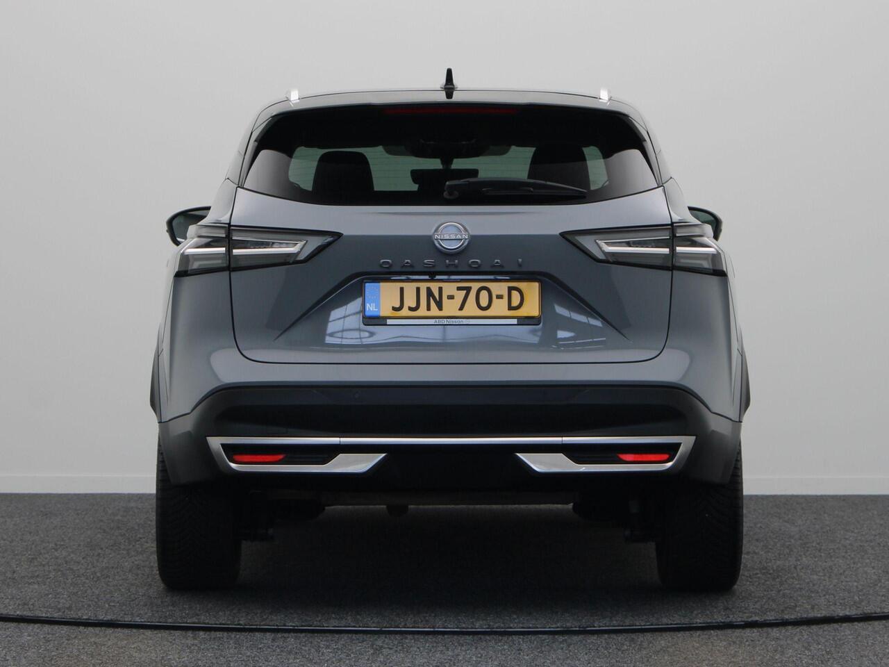 Nissan QASHQAI 158pk MHEV Xtronic N-Connecta | Headup-display | Stoel, stuur en voorruit verwarming | Rondomzicht camera | Elektrische achterklep |