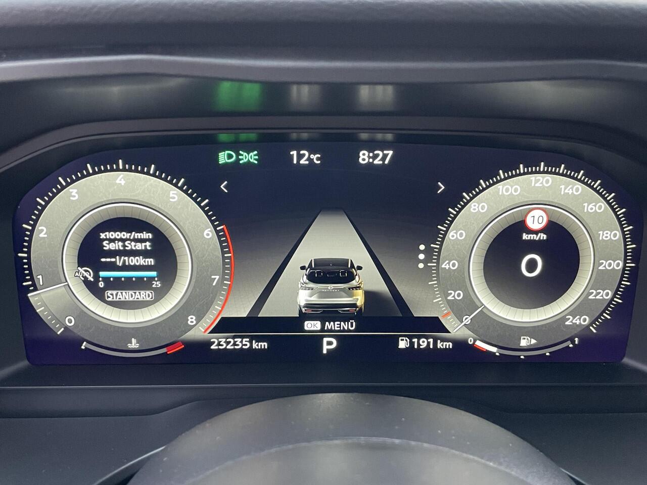 Nissan QASHQAI 1.3 MHEV Xtronic N-Connecta / HUD / Nieuw Model / Facelift / Cold Pack / Allseason banden / Trekgewicht 1800 kg / Stuur-, Stoel en Voorruitverwarming / Elektrische achterklep /Rondomzicht camera / Adaptief CC /