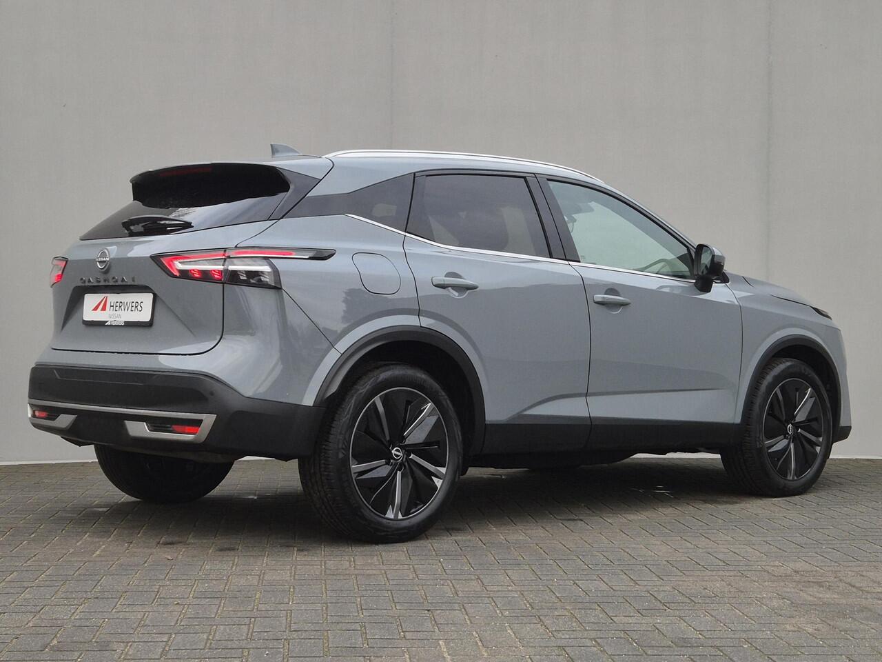 Nissan QASHQAI 1.3 MHEV Xtronic Tekna Automaat / Fabrieksgarantie tot 04-2028 / Nieuw Model / Facelift / Cold Pack / HUD / Trekgewicht 1800 kg / Stuur-, Stoel en Voorruit verwarming / Elektrische achterklep / Rondomzicht camera / Adaptief CC / Apple Carplay Android Auto