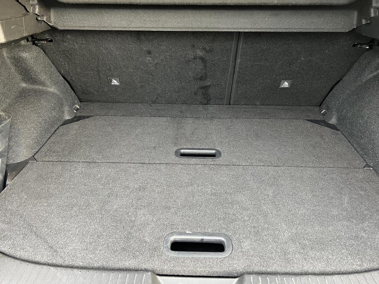 Nissan QASHQAI 1.3 MHEV Xtronic N-Connecta | AUTOMAAT | GOLD PACK | PANORAMA DAK | ELEKTRISCHE ACHTERKLEP | 1800KG TREKGEWICHT |