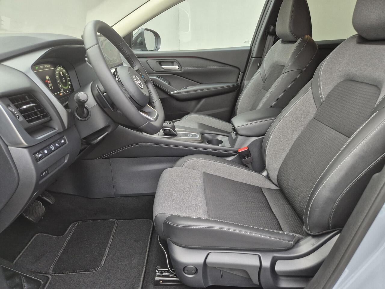 Nissan QASHQAI 1.3 MHEV Xtronic N-Connecta Automaat / Cold Pack / Pack Easy / Nieuw Model / Facelift / HUD / Trekgewicht 1800 kg / Elektrische achterklep / Stuur-, Stoel en Voorruit verwarming / Rondomzicht camera / Adaptief CC /