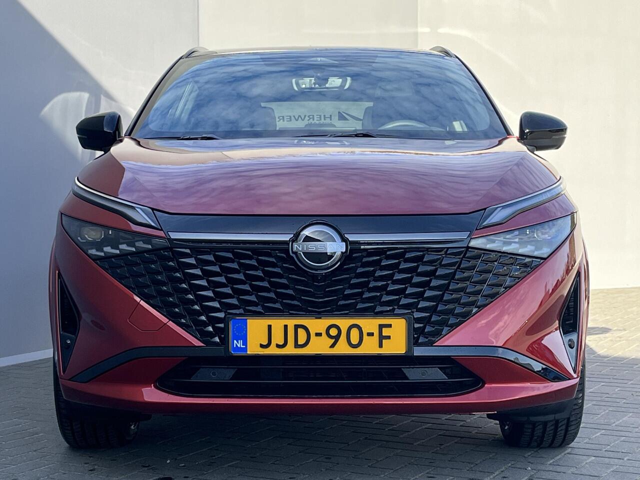 Nissan QASHQAI 1.5 e-Power N-Design / Panoramadak / 360° Camera / Apple Carplay & Android Auto / Navigatie full map / Stuur- en Stoelverwarming / Voorruit Verwarming / Keyless Entry & Start / Adaptieve Cruise Control / Climate Control / Alcantara Bekleding /