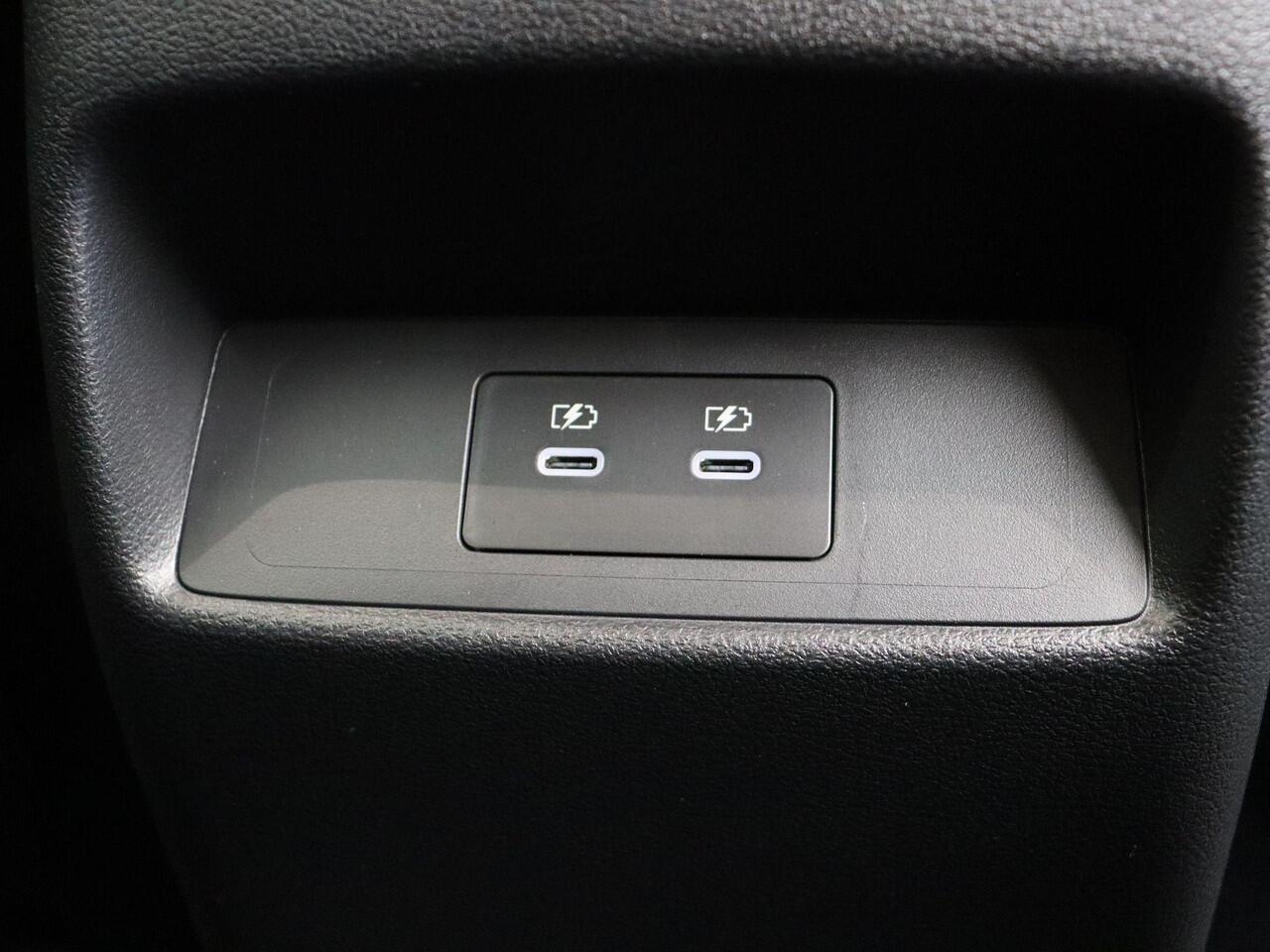 Nissan QASHQAI 158pk MHEV Xtronic N-Connecta | Stoel Stuur Verwarming | Climate Control | Adaptive Cruise Control | Lichtmetalen velgen |