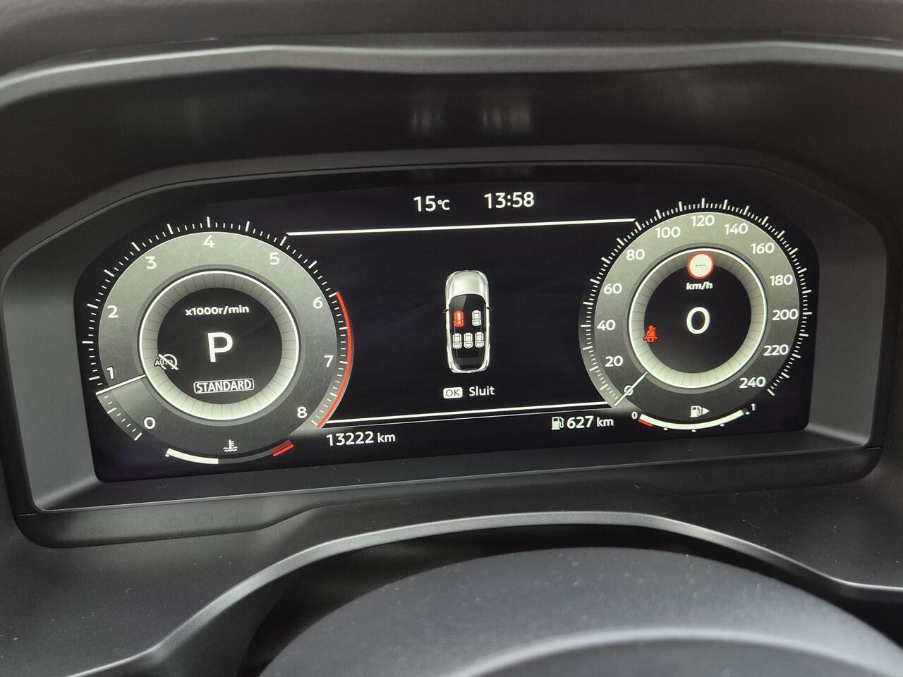 Nissan QASHQAI 1.3 MHEV Xtronic Tekna Automaat / Nieuw Model / Facelift / Fabrieksgarantie tot 04-2028 / HUD / Trekgewicht 1800 kg / Cold Pack / Rondomzicht camera / Elektrische achterklep / Apple Carplay Android Auto / Stuur-, Stoel en Voorruit verwarming /