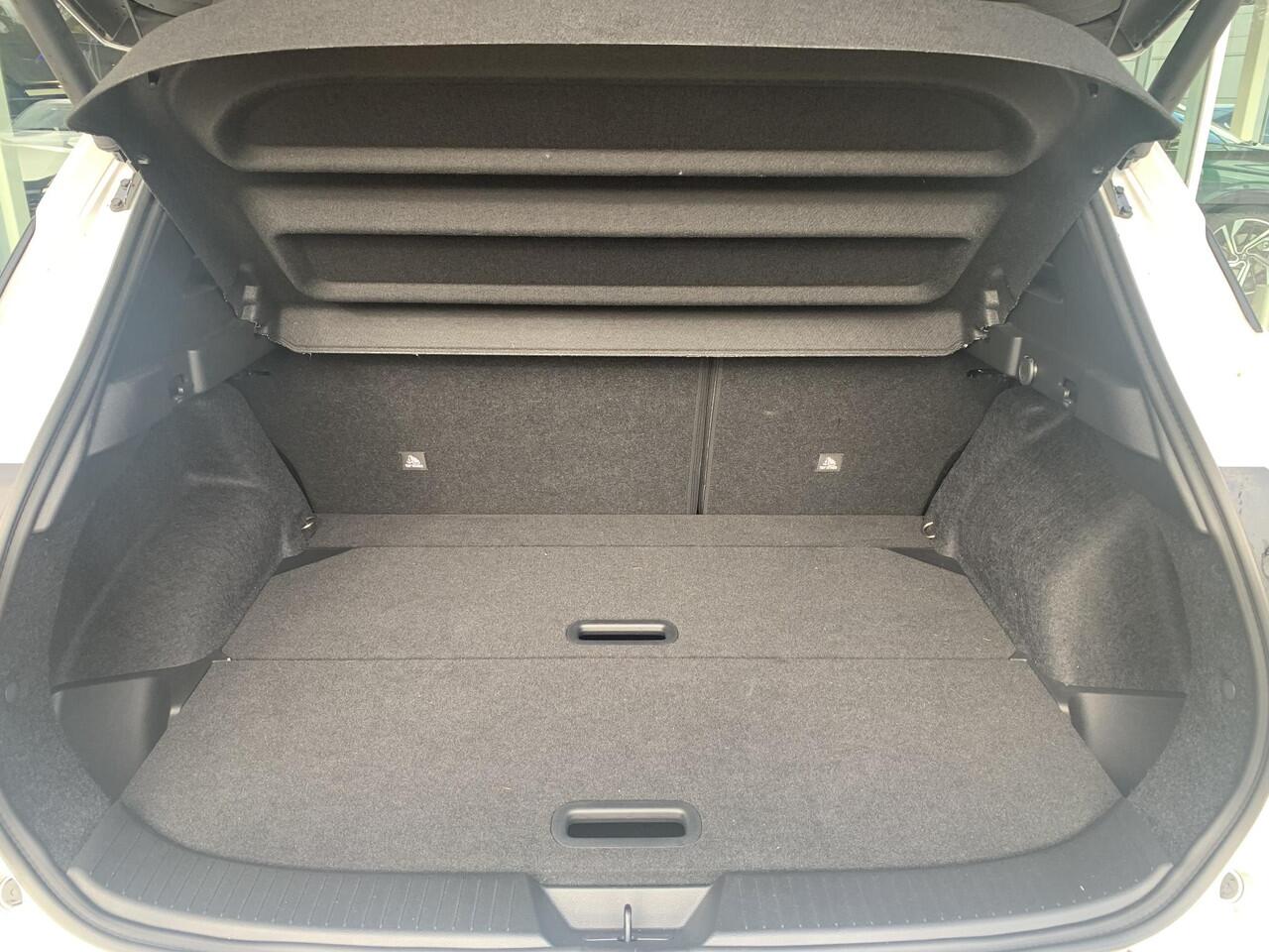 Nissan QASHQAI 1.3 MHEV Xtronic Tekna Plus | Pano | Leder | Bose | 1800 kilo trekgewicht