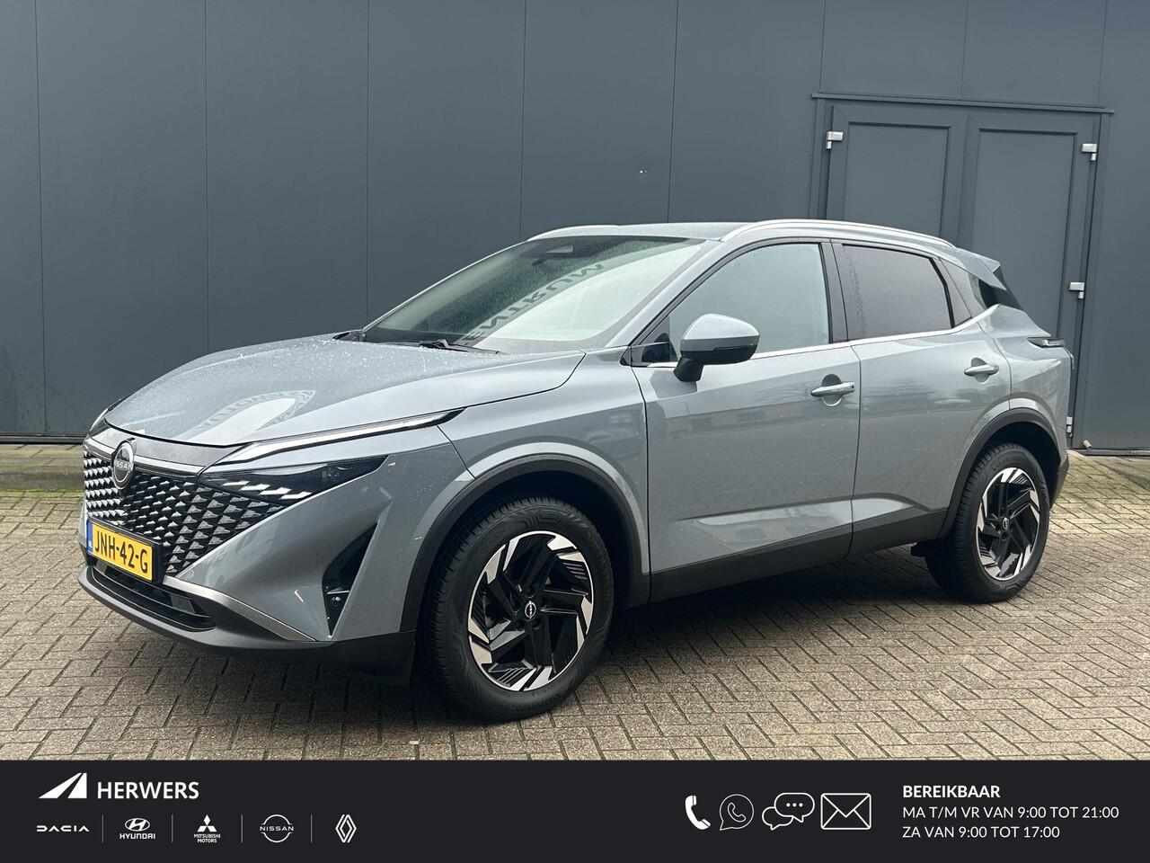 Nissan QASHQAI 1.3 MHEV Xtronic N-Connecta / Fabrieksgarantie tot 03-2028 / Facelift Nieuw Model / Cold Pack / HUD / Trekgewicht 1800 kg / Stuur-, Stoel en Voorruit verwarming / Elektrische achterklep / Camera 360° / Adaptief CC / Apple Carplay Android Auto /18" LM wie