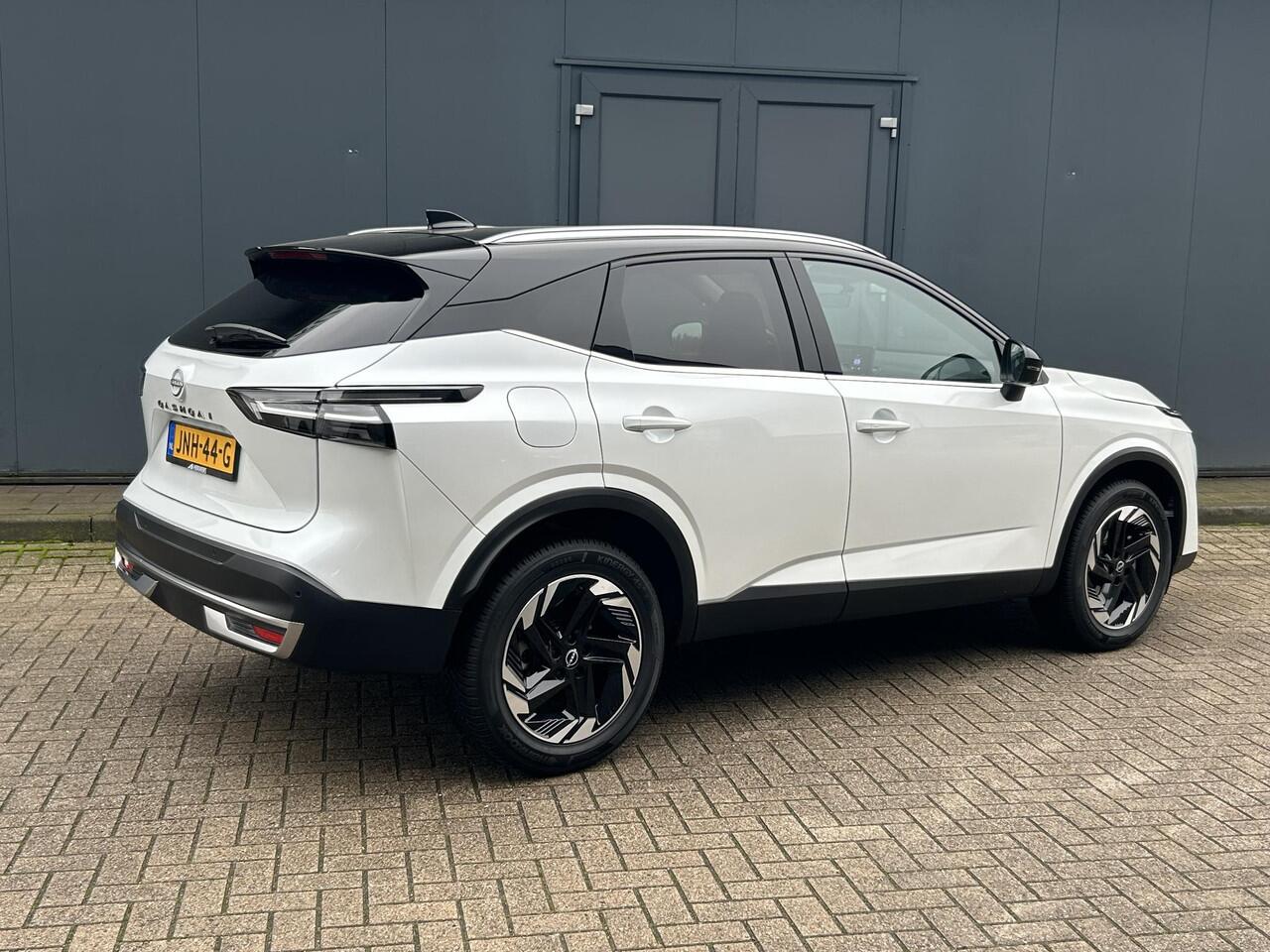 Nissan QASHQAI 1.3 MHEV Xtronic N-Connecta / Fabrieksgarantie tot 03-2028 / Facelift Nieuw Model / Cold Pack / HUD / Trekgewicht 1800 kg / Stuur-, Stoel en Voorruit verwarming / Elektrische achterklep / Camera 360° / Adaptief CC / Apple Carplay Android Auto /18" LM wie