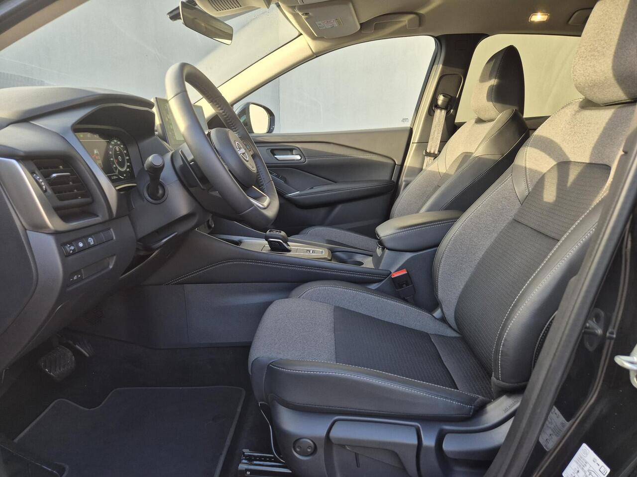 Nissan QASHQAI 1.3 MHEV Xtronic N-Connecta / Facelift / Fabrieksgarantie tot 07-2028 / Dealer onderhouden / Trekhaak afneembaar / / Trekgewicht 1800 kg / Cold Pack / Rondomzicht camera / Adaptief CC / Keyless Entry/Start /