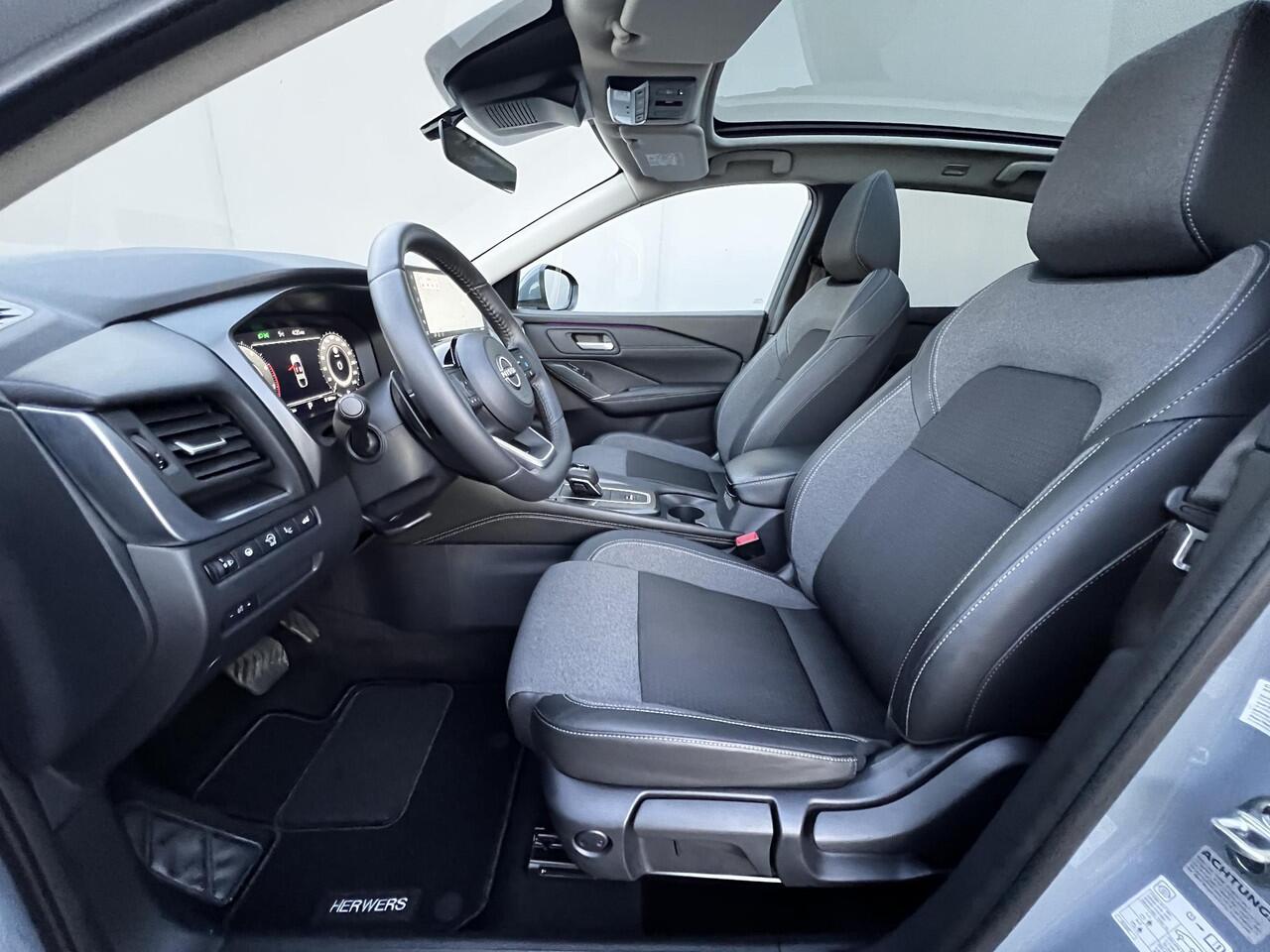 Nissan QASHQAI 1.3 MHEV Xtronic N-Connecta / Fabrieksgarantie tot 03-2028 / Facelift Nieuw Model / Panorama dak / Cold Pack / HUD / Trekgewicht 1800 kg / Stuur-, Stoel en Voorruit verwarming / Elektrische achterklep / Camera 360° / Adaptief CC / Apple Carplay Android A