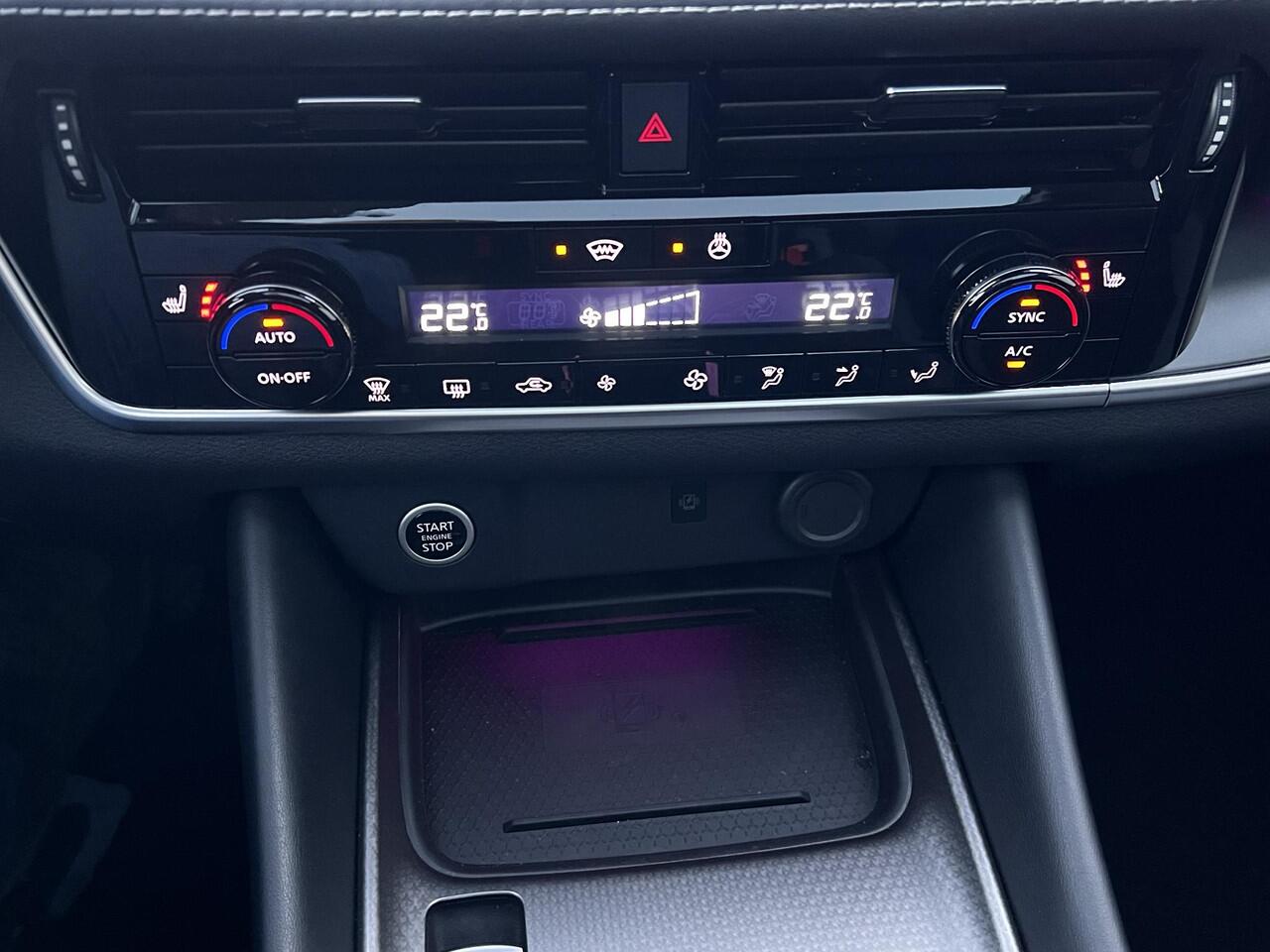 Nissan QASHQAI 1.3 MHEV Xtronic N-Connecta / Fabrieksgarantie tot 03-2028 / Facelift Nieuw Model / Panorama dak / Cold Pack / HUD / Trekgewicht 1800 kg / Stuur-, Stoel en Voorruit verwarming / Elektrische achterklep / Camera 360° / Adaptief CC / Apple Carplay Android A