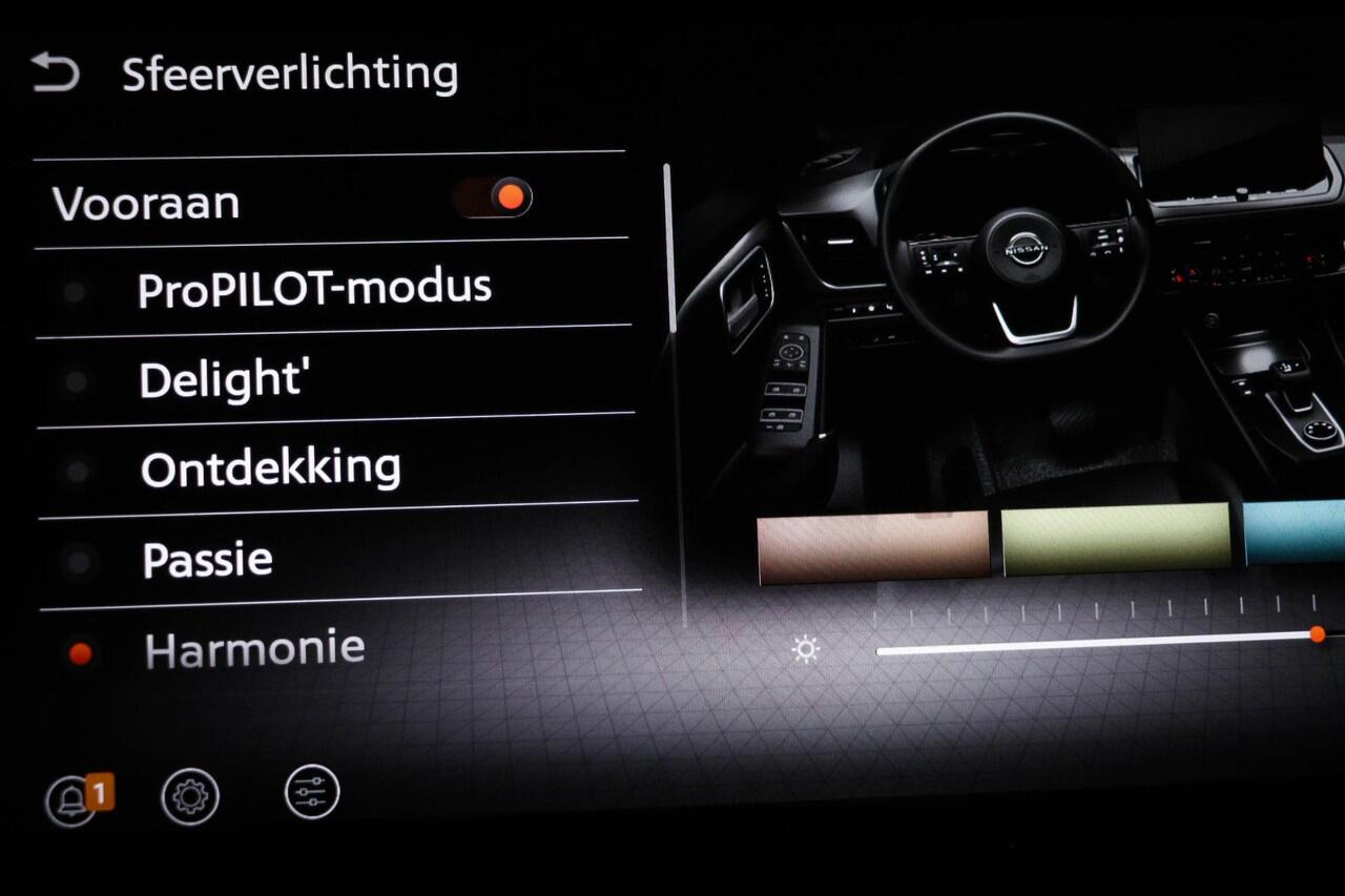 Nissan QASHQAI 1.3 MHEV Xtronic N-Connecta | PANORAMADAK | HEAD UP | STUURVERWARMING | DAB | APPLE | 360 CAMERA