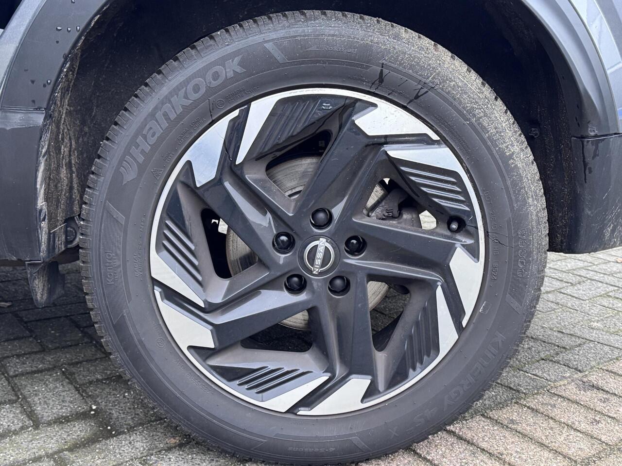 Nissan QASHQAI 1.3 MHEV Xtronic N-Connecta VAN: ¤37.900,- VOOR: ¤34.577,- UW EINDEJAARSVOORDEEL: ¤3.323,- | FABRIEKSGARANTIE| PANO| VOORRUITVERWARMING| STOEL + STUUR VERWARMING| 360 CAMERA| DODE HOEK| HEAD-UP| ELEK. ACHTERKLEP