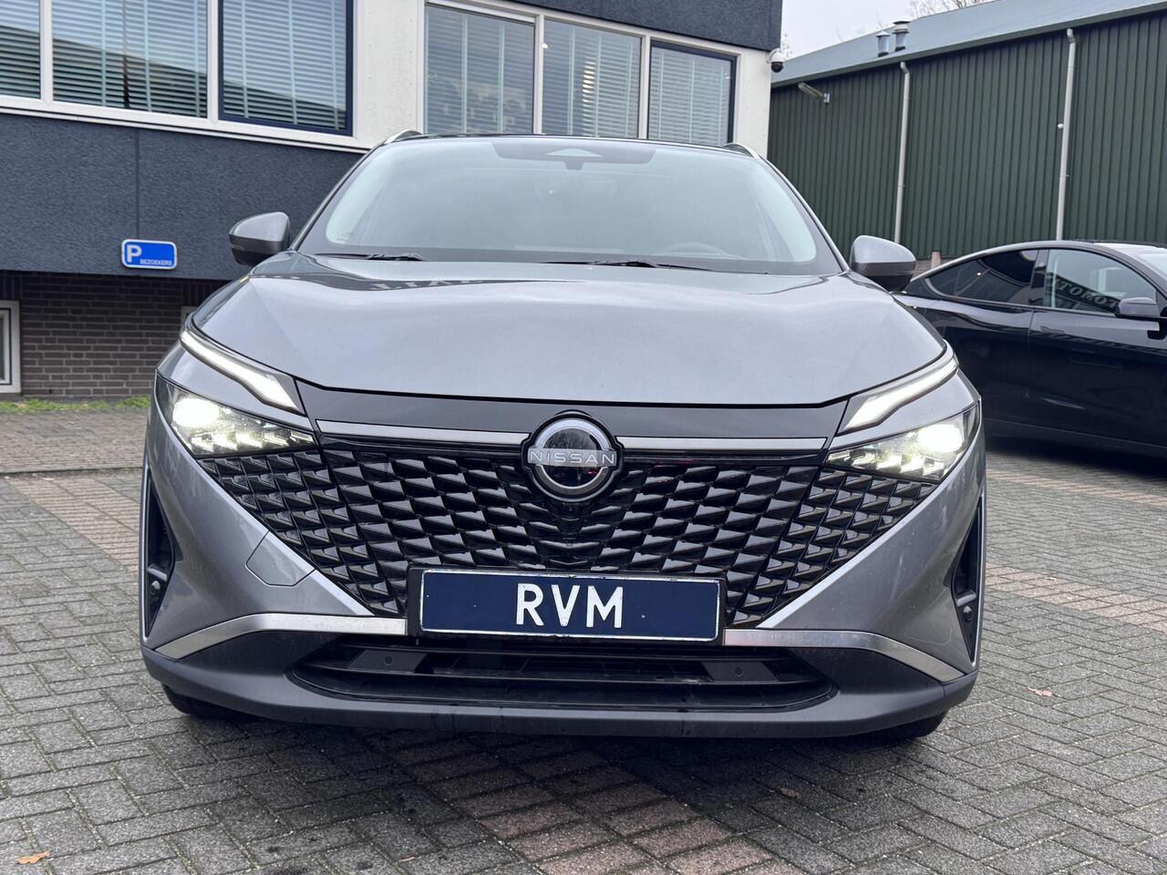 Nissan QASHQAI 1.3 MHEV Xtronic N-Connecta VAN: ¤37.900,- VOOR: ¤34.577,- UW EINDEJAARSVOORDEEL: ¤3.323,- | FABRIEKSGARANTIE| PANO| VOORRUITVERWARMING| STOEL + STUUR VERWARMING| 360 CAMERA| DODE HOEK| HEAD-UP| ELEK. ACHTERKLEP