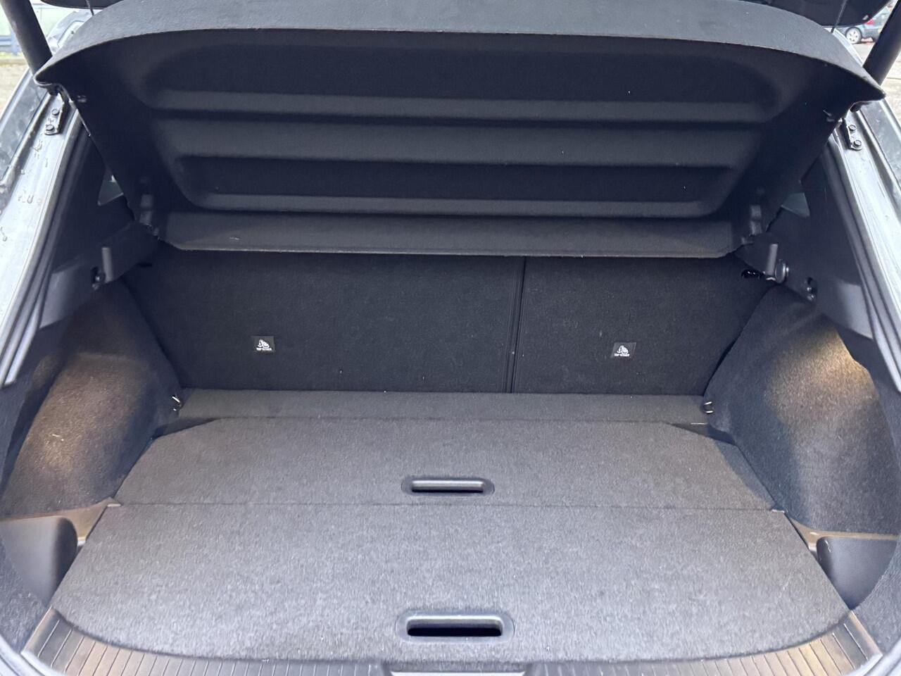 Nissan QASHQAI 1.3 MHEV Xtronic N-Connecta VAN: ¤37.900,- VOOR: ¤34.577,- UW EINDEJAARSVOORDEEL: ¤3.323,- | FABRIEKSGARANTIE| PANO| VOORRUITVERWARMING| STOEL + STUUR VERWARMING| 360 CAMERA| DODE HOEK| HEAD-UP| ELEK. ACHTERKLEP