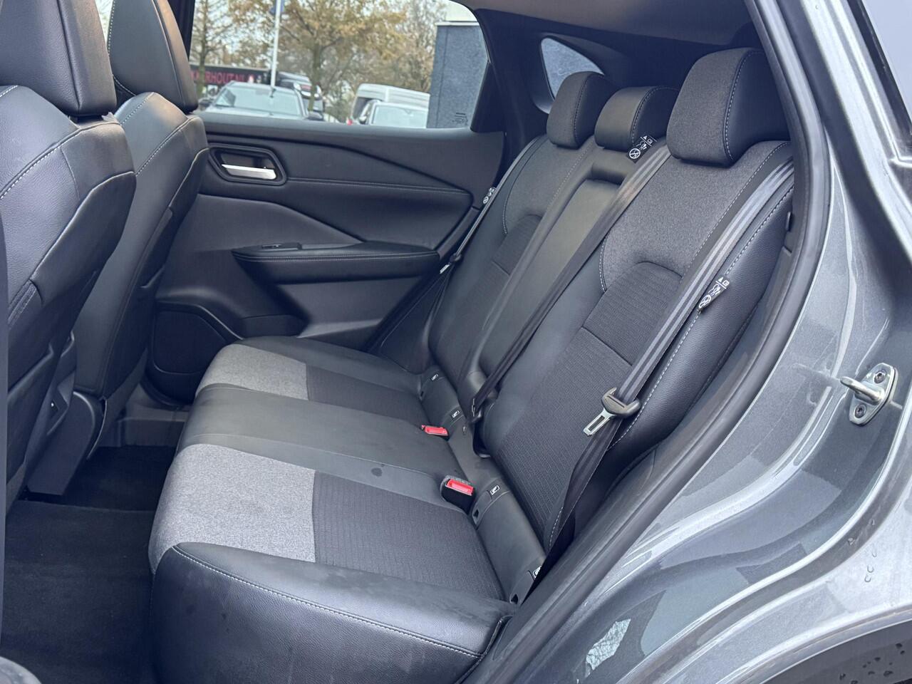 Nissan QASHQAI 1.3 MHEV Xtronic N-Connecta VAN: ¤37.900,- VOOR: ¤34.577,- UW EINDEJAARSVOORDEEL: ¤3.323,- | FABRIEKSGARANTIE| PANO| VOORRUITVERWARMING| STOEL + STUUR VERWARMING| 360 CAMERA| DODE HOEK| HEAD-UP| ELEK. ACHTERKLEP