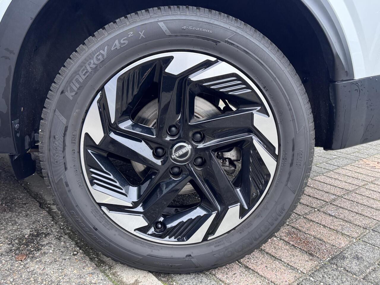 Nissan QASHQAI 1.3 MHEV Xtronic N-Connecta VAN: ¤37.900,- VOOR: ¤34.577,- UW EINDEJAARSVOORDEEL: ¤3.323,- | FABRIEKSGARANTIE| PANO| VOORRUITVERWARMING| STOEL + STUUR VERWARMING| 360 CAMERA| DODE HOEK| HEAD-UP| ELEK. ACHTERKLEP