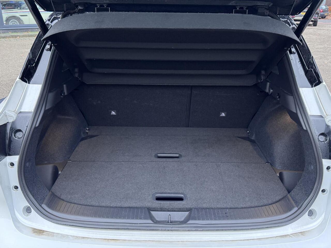 Nissan QASHQAI 1.3 MHEV Xtronic N-Connecta VAN: ¤37.900,- VOOR: ¤34.577,- UW EINDEJAARSVOORDEEL: ¤3.323,- | FABRIEKSGARANTIE| PANO| VOORRUITVERWARMING| STOEL + STUUR VERWARMING| 360 CAMERA| DODE HOEK| HEAD-UP| ELEK. ACHTERKLEP