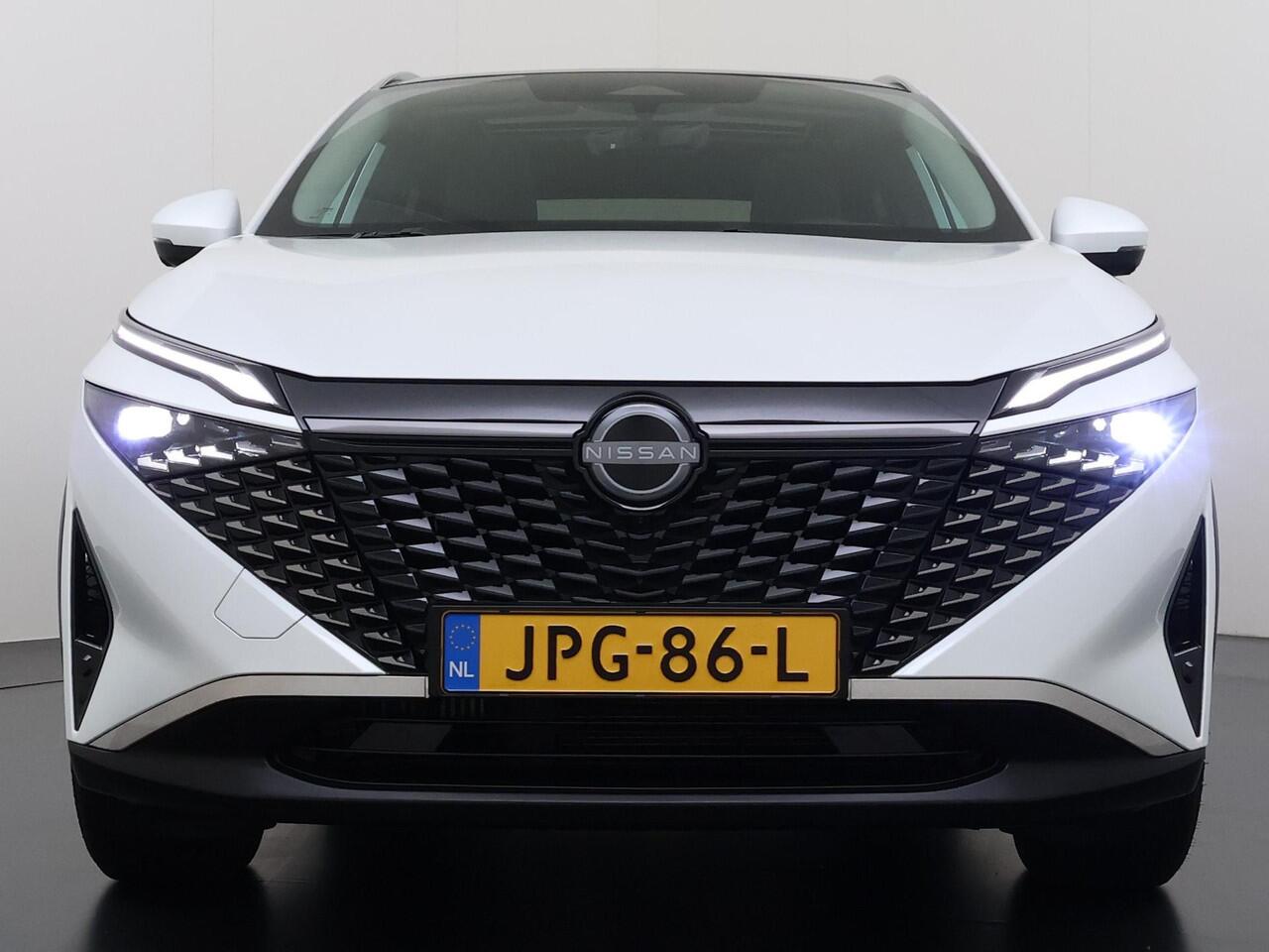 Nissan QASHQAI 1.3 MHEV Xtronic N-Connecta VAN: ¤37.900,- VOOR: ¤34.577 UW EINDEJAARSVOORDEEL: ¤3.323,- | FABRIEKSGARANTIE| PANO| VOORRUITVERWARMING| STOEL + STUUR VERWARMING| 360 CAMERA| DODE HOEK| HEAD-UP| ELEK. ACHTERKLEP