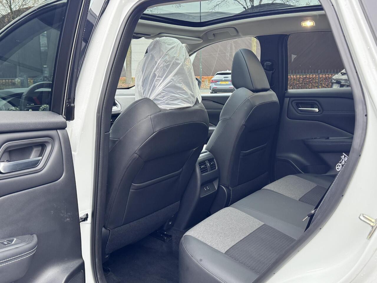 Nissan QASHQAI 1.3 MHEV Xtronic N-Connecta VAN: ¤37.900,- VOOR: ¤34.577,- UW EINDEJAARSVOORDEEL: ¤3.323,- | FABRIEKSGARANTIE| PANO| VOORRUITVERWARMING| STOEL + STUUR VERWARMING| 360 CAMERA| DODE HOEK| HEAD-UP| ELEK. ACHTERKLEP