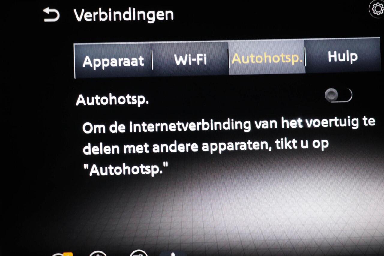 Nissan QASHQAI 1.3 MHEV Xtronic N-Connecta | PANORAMADAK | HEAD UP | STUURVERWARMING | DAB | APPLE | 360 CAMERA