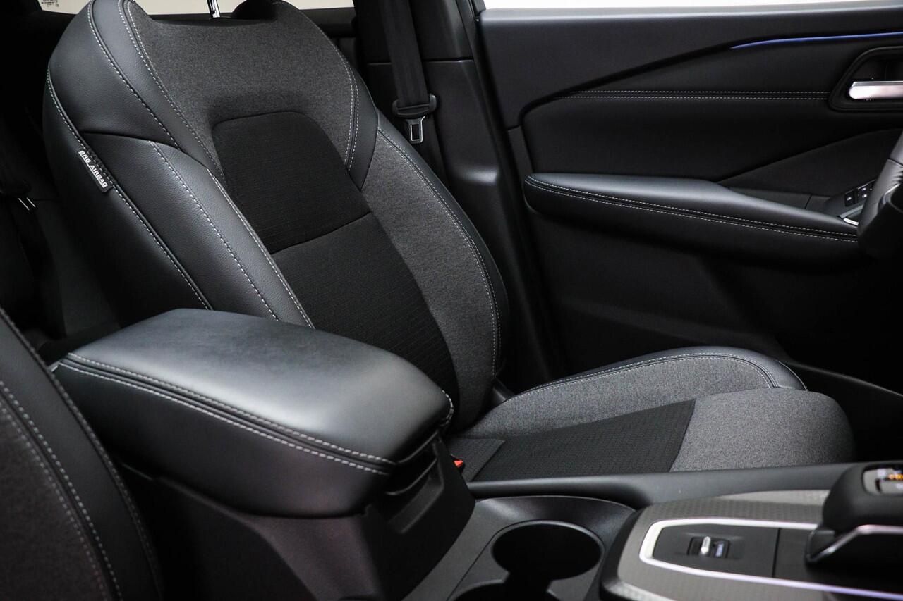 Nissan QASHQAI 1.3 MHEV Xtronic N-Connecta | PANORAMADAK | HEAD UP | STUURVERWARMING | DAB | APPLE | 360 CAMERA