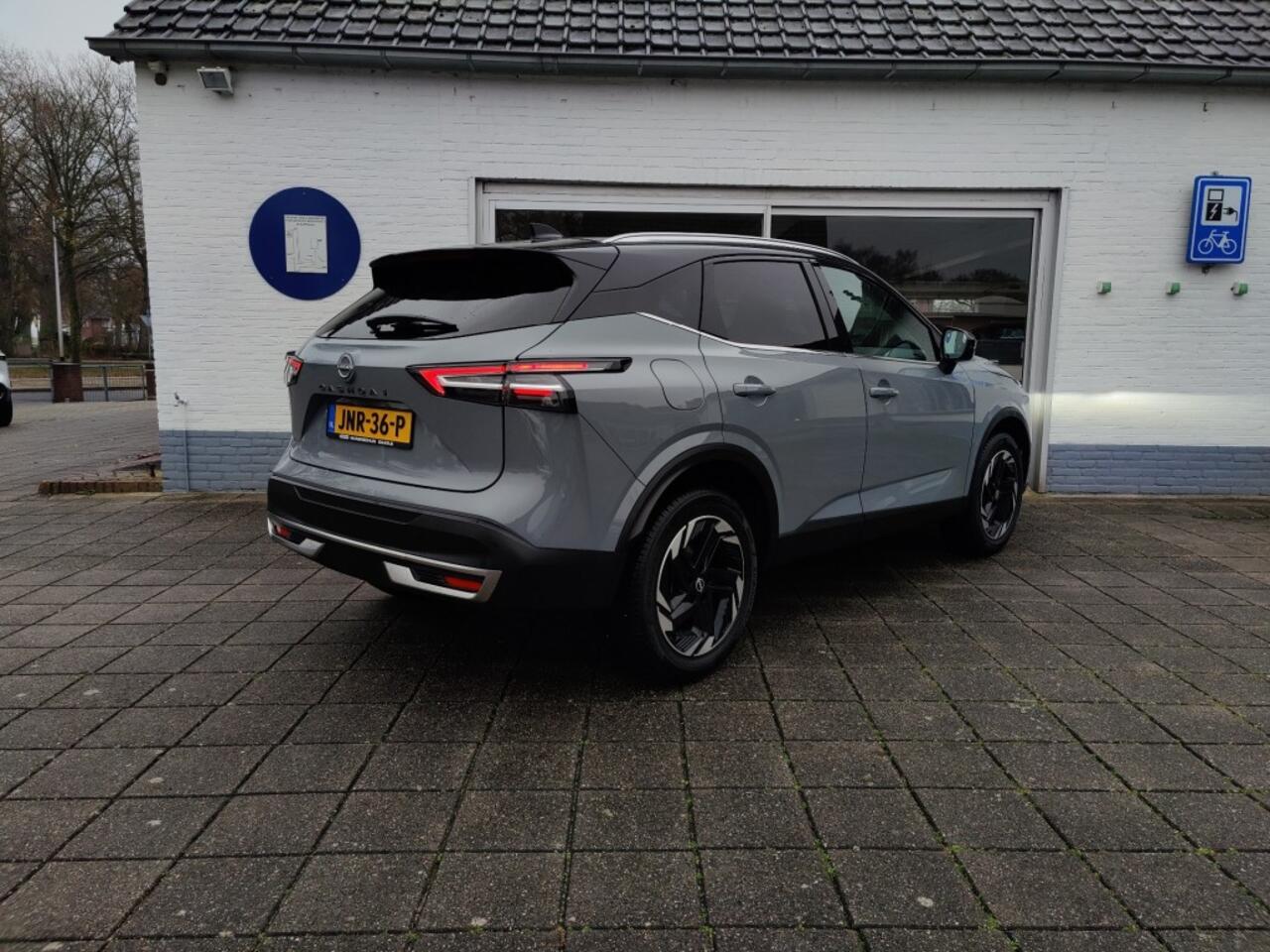 Nissan QASHQAI 1.3 MHEV Xtronic Business Executive