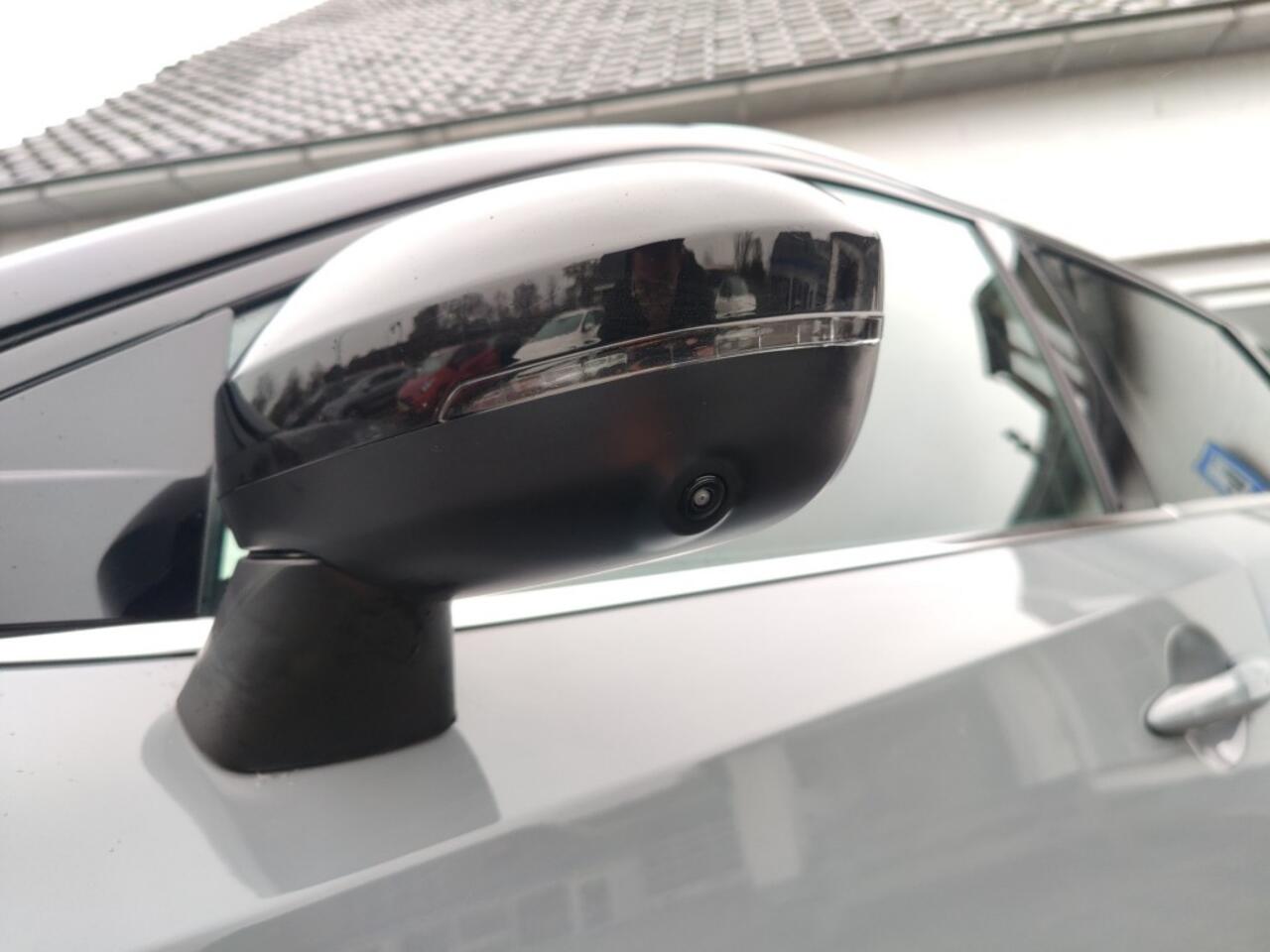 Nissan QASHQAI 1.3 MHEV Xtronic Business Executive