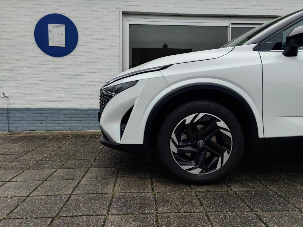 Nissan QASHQAI 1.3 MHEV Xtronic Business Executive