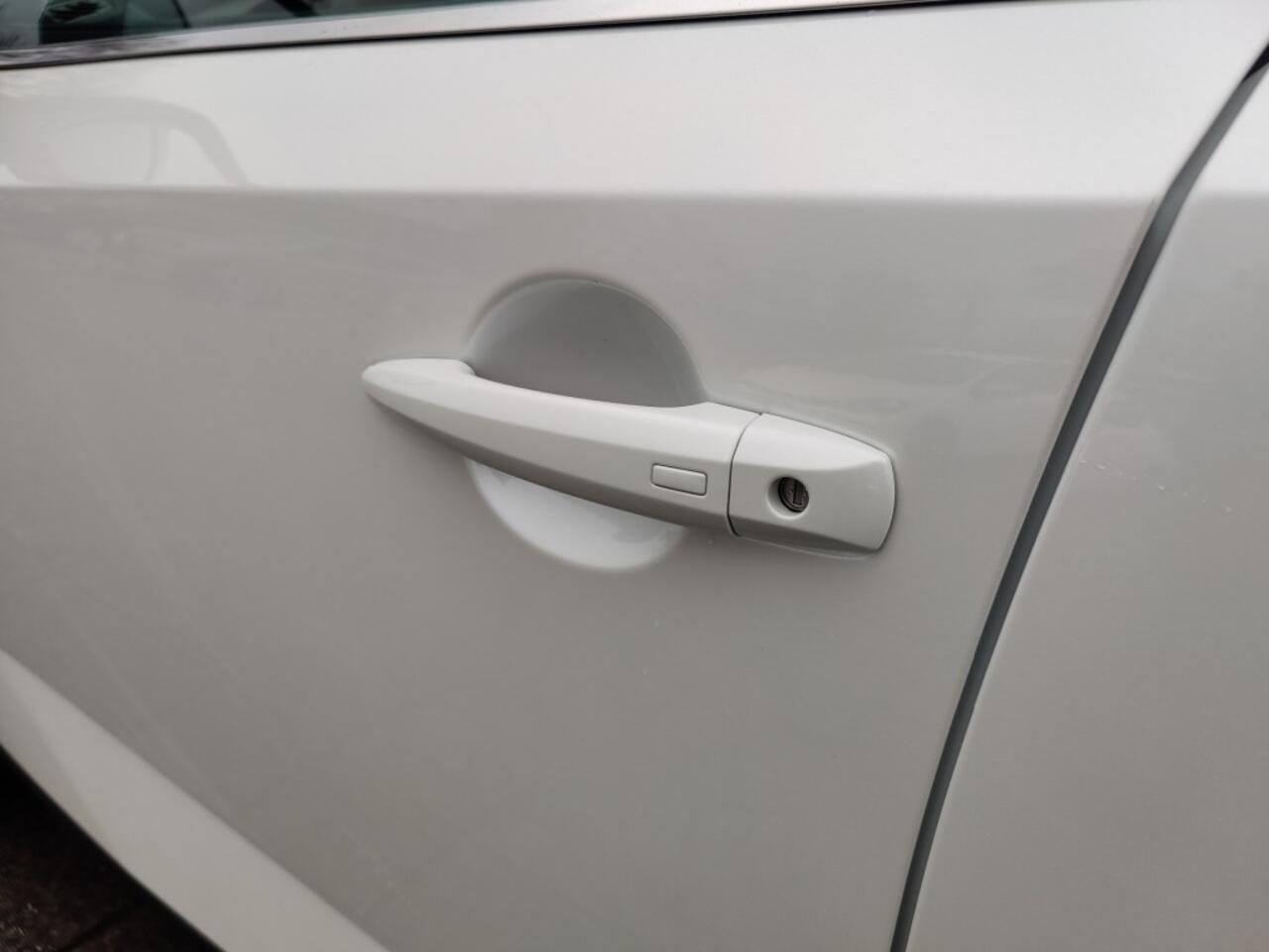 Nissan QASHQAI 1.3 MHEV Xtronic Business Executive