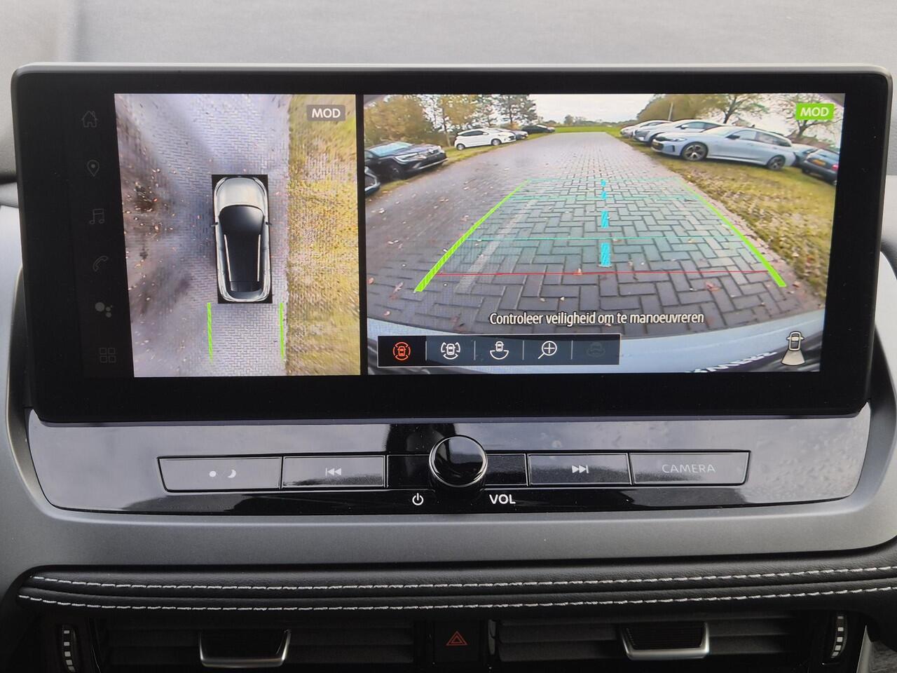 Nissan QASHQAI 1.3 MHEV Tekna / Fabrieksgarantie tot 04-2028 / Head-UP Display / Elektrisch Verstelbare Bestuurdersstoel met Geheugen / Adaptief Cruise Control / Stuur-, Stoel en Voorruit Verwarming / Elektrische Achterklep / 360 Graden Camera / Apple Carplay & Android 